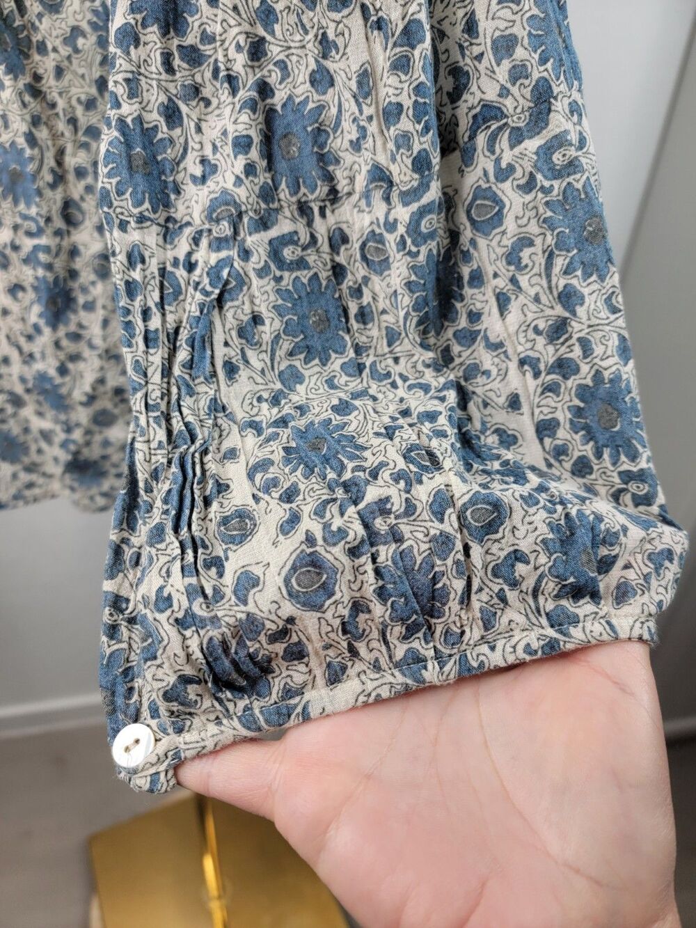 Pietsie Atlin Boho Blouse Top Womens size M 100% Cotton Blue Floral Band Collar - Picture 12 of 17